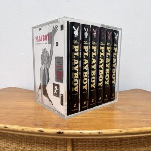 Luxe Playboy - Genummerd + Handgesigneerd - Hugh Hefner 2009 - 413 / 1500 Ex wereldwijd