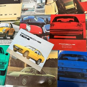 13 x Porsche - Originele oude presentatieboekjes - zeldzaam